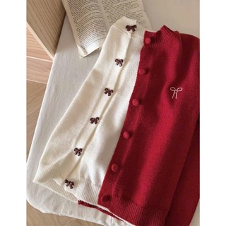 Áo Len Cadigan Lông Thỏ Đỏ Cổ Tròn Phối 2 Lớp Thêu Nơ Ngực Xinh Xắn Cúc Nơ - Joie trendy Mẫu Hot Tết 2026