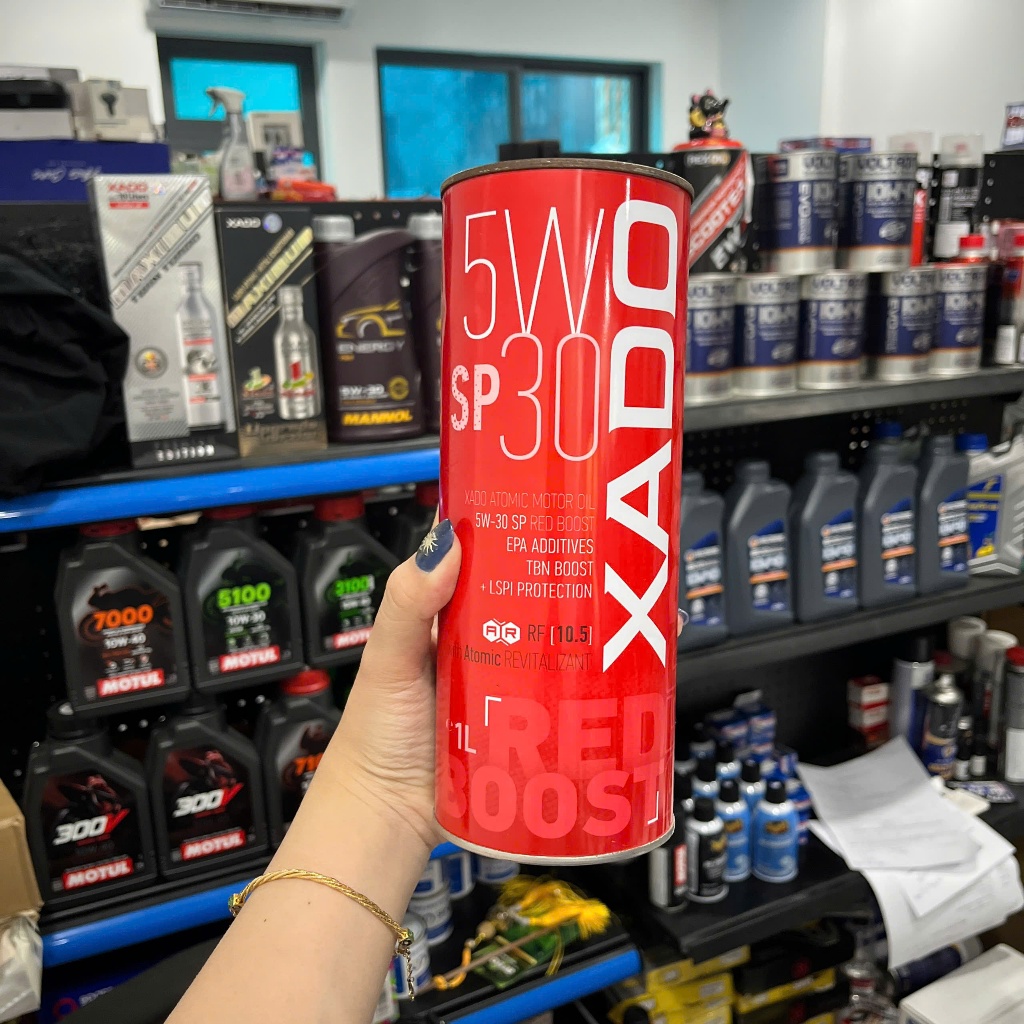 Dầu Nhớt Dành Cho Xe Tay Ga Xado  Red Boost Atomic 5W30- Tặng Kèm 1 Nhớt Láp Xado 120ml Và 1 Phụ Gia Nhớt Mới Turbo 10ml