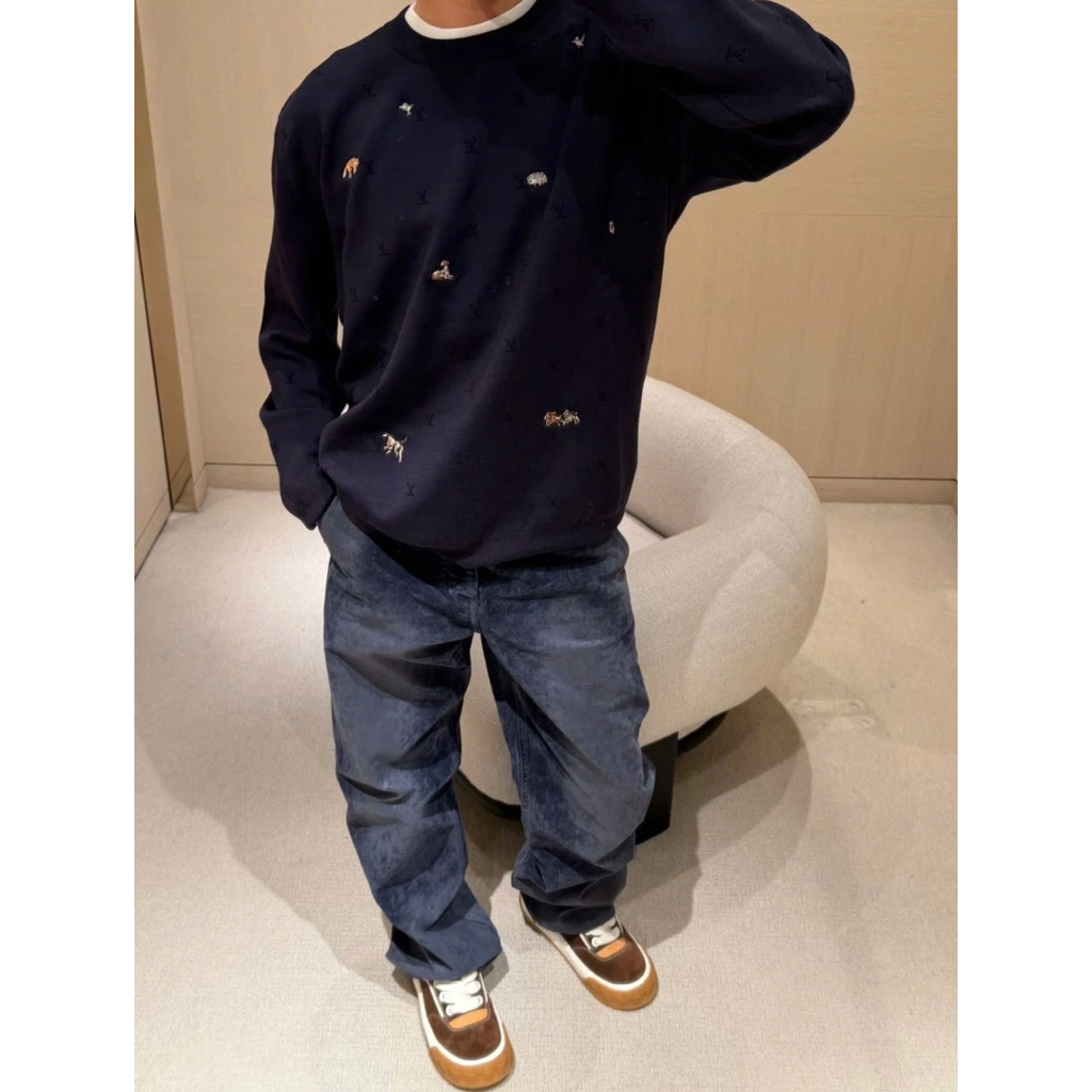 ⚡️[Hight Quality] Áo Len Cố Tròn Nam Nữ \/ Sweaters - Điểm Nhấn Thêu Nổi Hoạt Họa Cao Cấp Loại 1