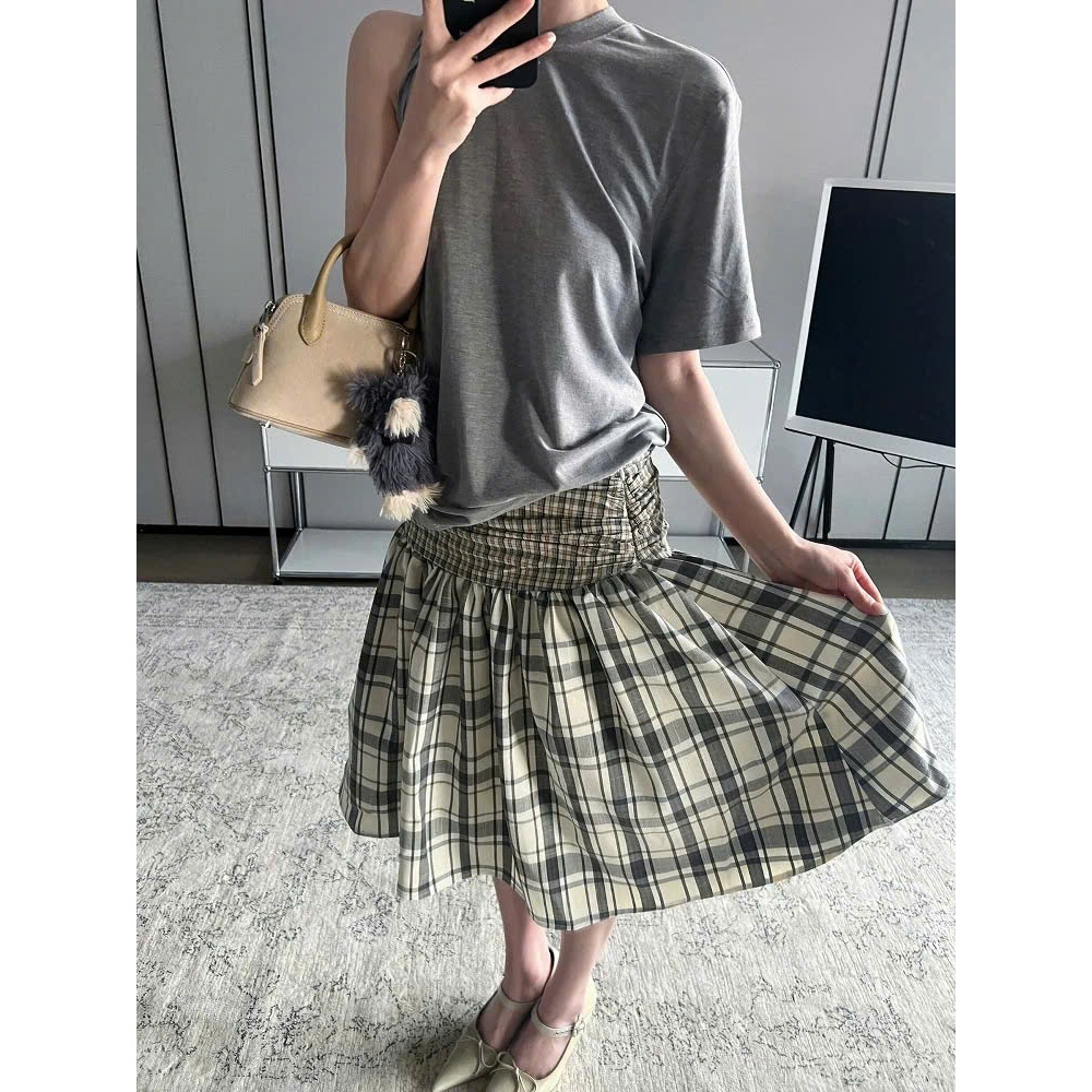 (sẵn)Chân váy dáng xoè dài qua gối hoạ tiết kẻ caro màu xanh be nữ tính nhẹ nhàng CV022 - Tiktik