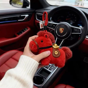 Móc khóa charm ngựa vải bông xinh xắn thêu màu đỏ làm móc khoá treo túi quà tặng siêu hot