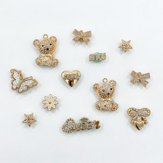 Bộ 12 Sticker, Charm 3D Queen Bear bling nhựa cứng gắn Dép Sục, Cá Sấu JB-307 Mita