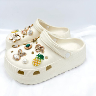 Bộ 14 Sticker, Charm 3D Ong Dứa Bling nhựa cứng gắn Dép Sục, Cá Sấu JB-309 Mita