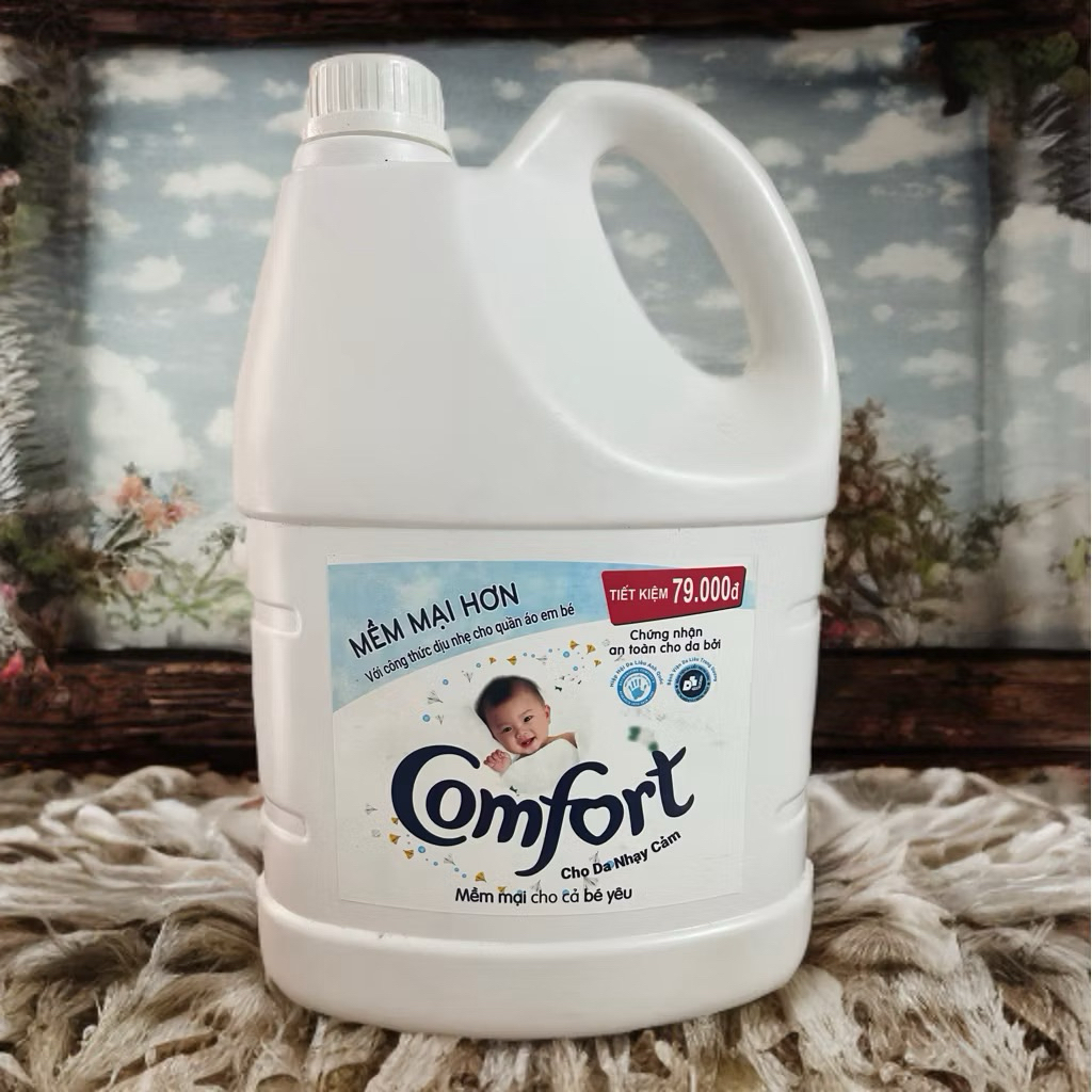 Combo 2 Can Nước Xả Vải Comfort Cho Da Nhạy Cảm 3.8L Tiết Kiệm Mềm Sợi Vải Cho Bé Và Gia Đình