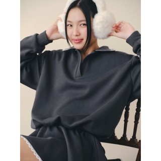 Set OLV áo và chân váy thun trẻ trung năng động Charcoal Lace Trim Knit Set phù hợp mùa thu đông