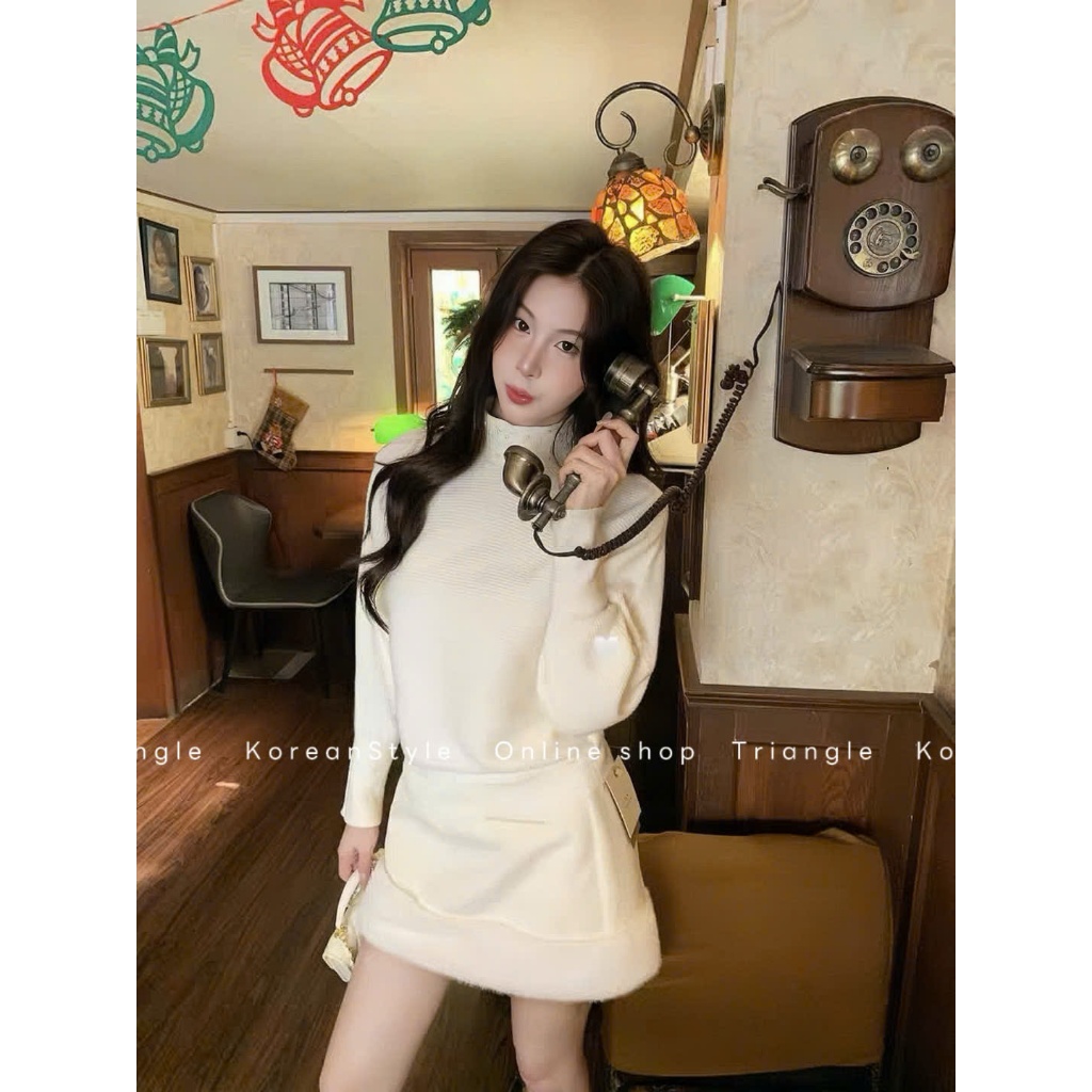 TRIANGLE (Cân nhắc kỹ, return is not welcomed) - Áo len kiểu cách điệu style Hàn Quốc thanh lịch, dễ mặc, cổ bling