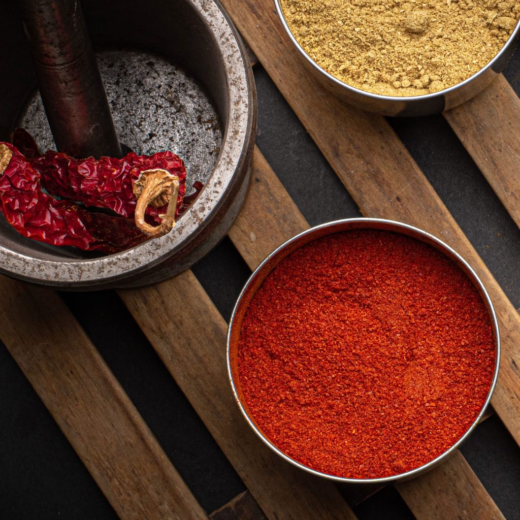 Bột Ớt Paprika Ngọt Atlas Garden Lọ 64g, Làm Từ Ớt Paprika Tự Nhiên Nghiền Mịn Giữ Trọn Vị Cay Nhẹ