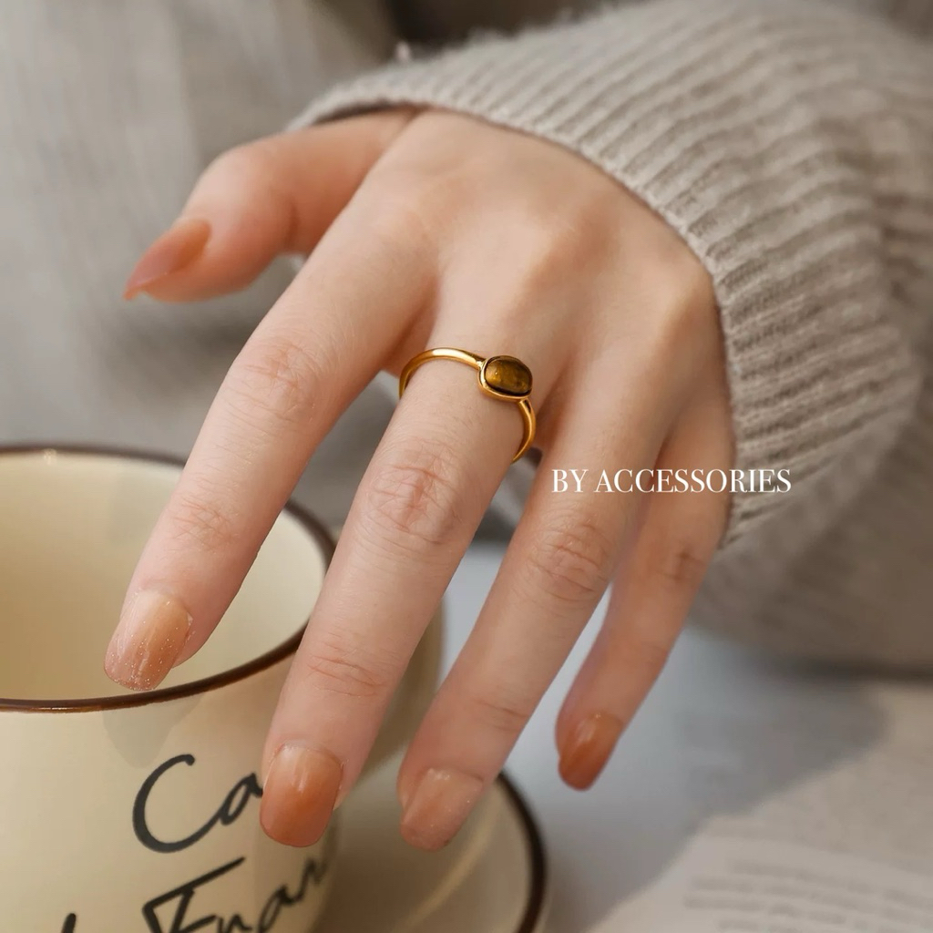 Nhẫn nữ unisex titan khảm đá mắt hổ mạ vàng 18K không gỉ WR2602 BY ACCESSORIES