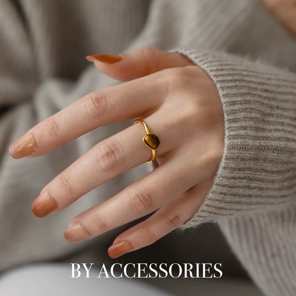 Nhẫn nữ unisex titan khảm đá mắt hổ mạ vàng 18K không gỉ WR2602 BY ACCESSORIES