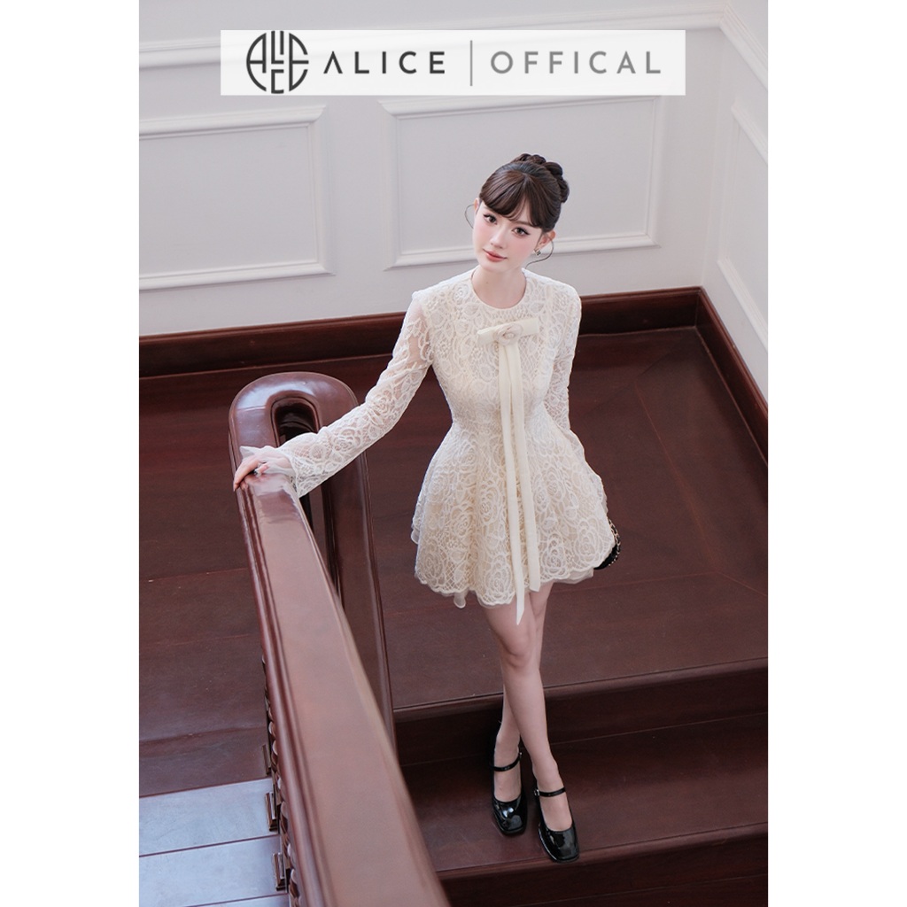 Váy Ren Hoa Hồng Cao Cấp Alice, Đầm Ngắn Xòe Bồng Đính Dây Nơ Bản To, Tay Loe Dài Có Chiết Eo, Váy Tiểu Thư V1445