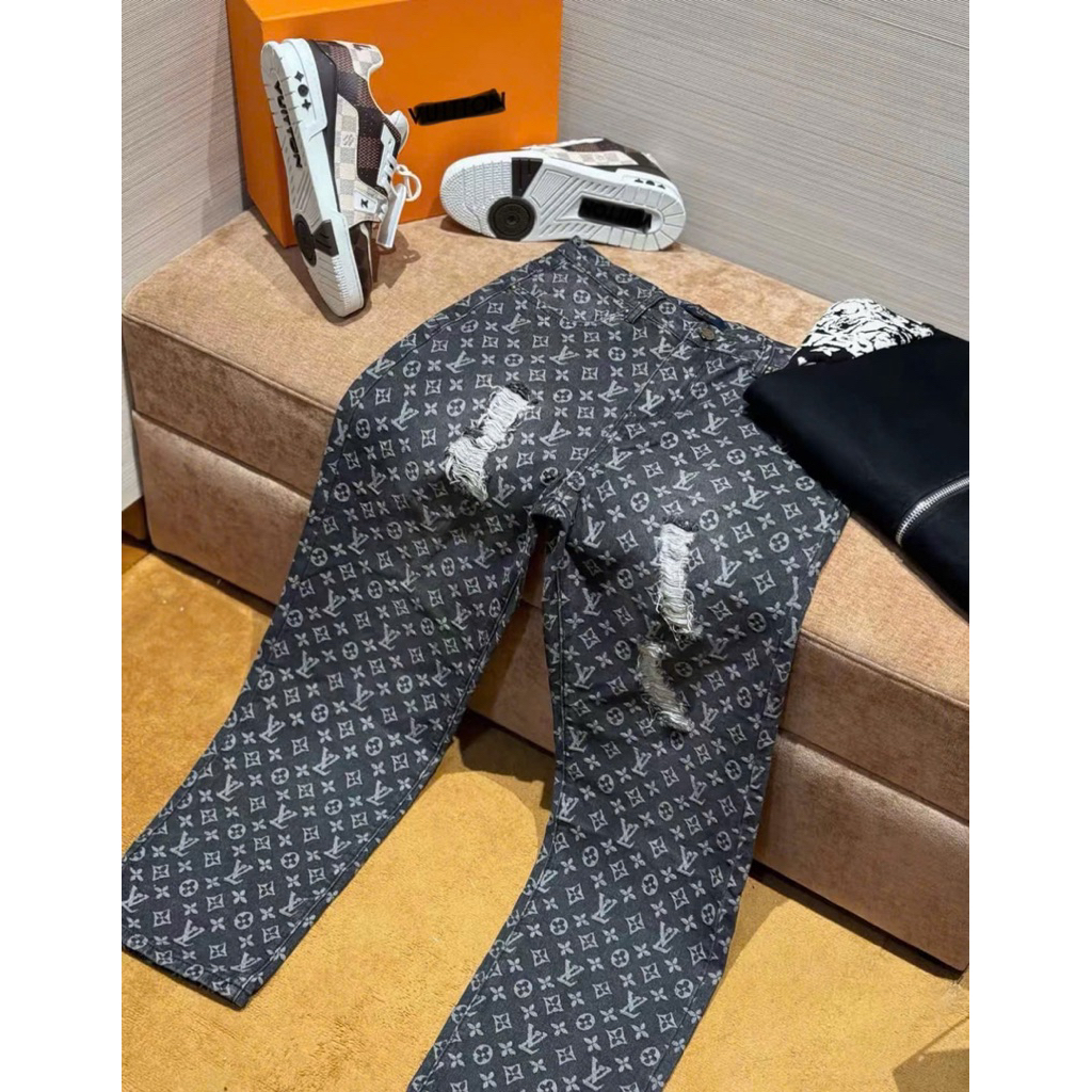 ⚡️[Hight Quality] Quần Jeans \/ Nam Nữ Denim Pants - Điểm Nhấn Was Mài Phối Logo Cao Cấp