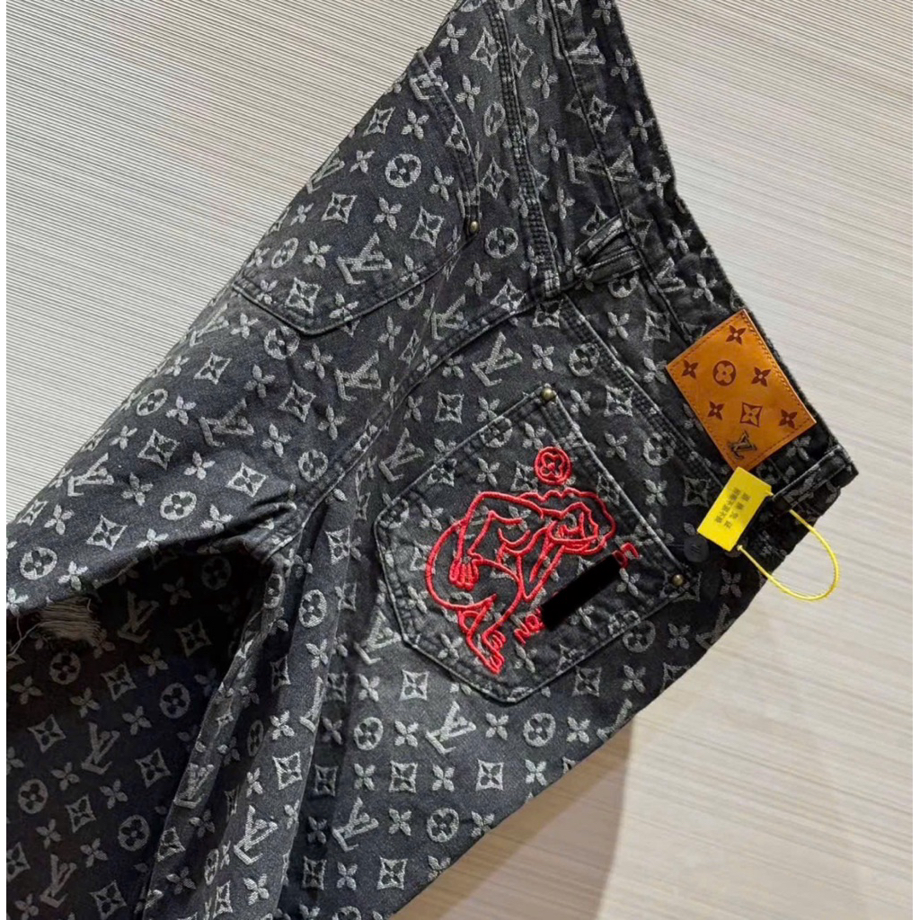 ⚡️[Hight Quality] Quần Jeans \/ Nam Nữ Denim Pants - Điểm Nhấn Was Mài Phối Logo Cao Cấp