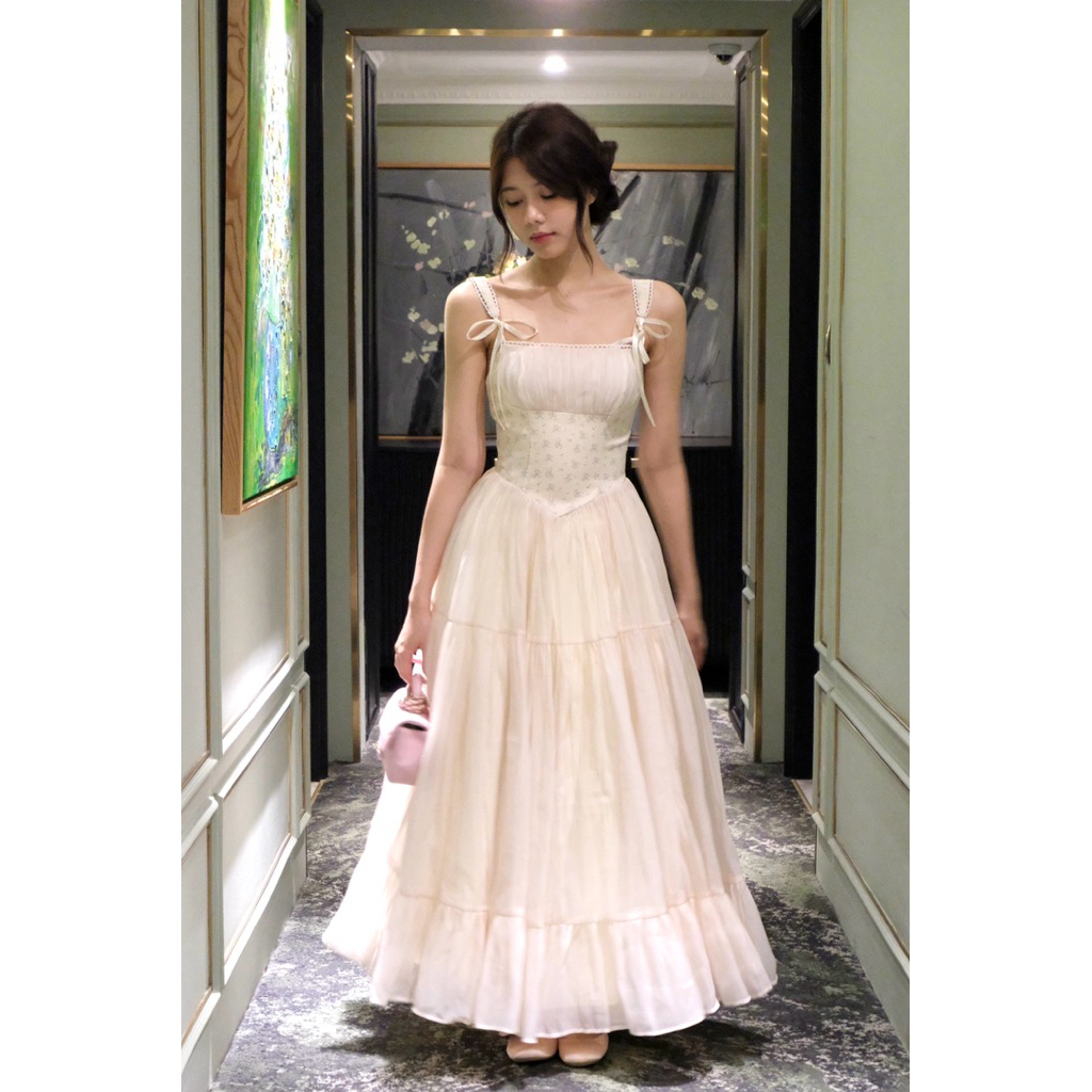 Maria Dress Phối Tơ Dáng Dài Màu Kem Thiết Kế Sang Trọng Phù Hợp Cho Mọi Sự Kiện