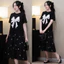 Váy Đầm bầu bigsize suông xòe dáng dài rộng in nơ chữ không cổ cộc tay đen chân váy liền 2 tầng in nơ hoa nhỏT1366G
