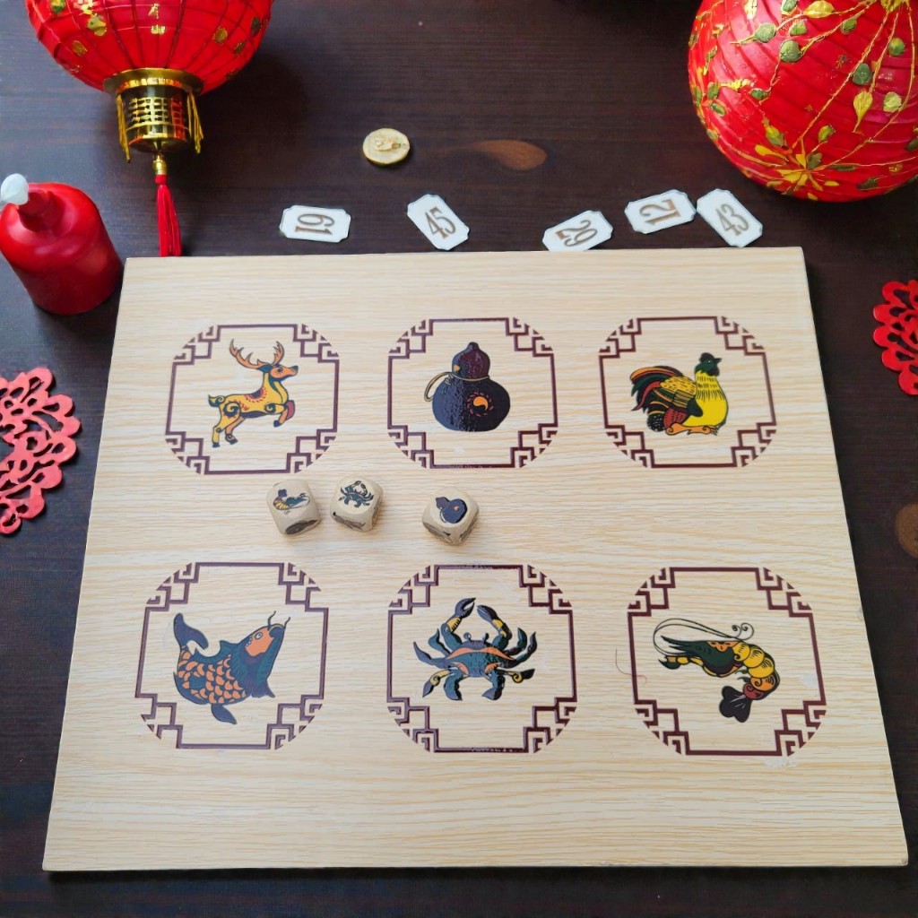 BỘ LÔ TÔ GỖ CÓ HỘP GỖ IN BẦU CUA 2 TRONG 1 – LAMDECOR MIỄN PHÍ KHẮC LOGO THEO YÊU CẦU