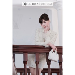 Đầm Thiết Kế Dáng Chữ A Tiểu Thư La Rosa Đầm Cổ Sen, Dài Tay Phối Lông Sang Cảnh, Đính Cúc Nổi Bật V1442