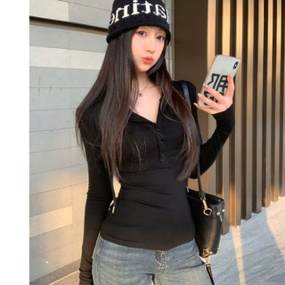 Áo Thun Trơn Cúc CÓ Mũ SAu Lưng Ôm FIt Dáng  Xinh Đep