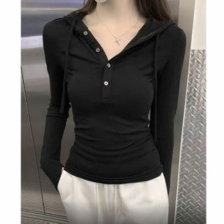 Áo Thun Trơn Cúc CÓ Mũ SAu Lưng Ôm FIt Dáng  Xinh Đep