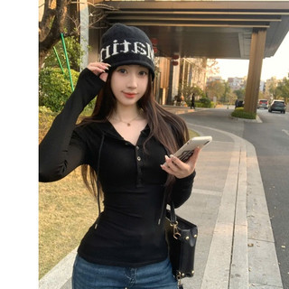 Áo Thun Trơn Cúc CÓ Mũ SAu Lưng Ôm FIt Dáng  Xinh Đep