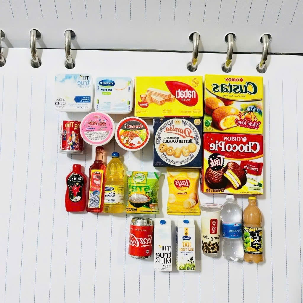 [Mô hình thu nhỏ] VN chai nước hộp sữa chua bánh   trang trí bàn làm việc nhà cửa