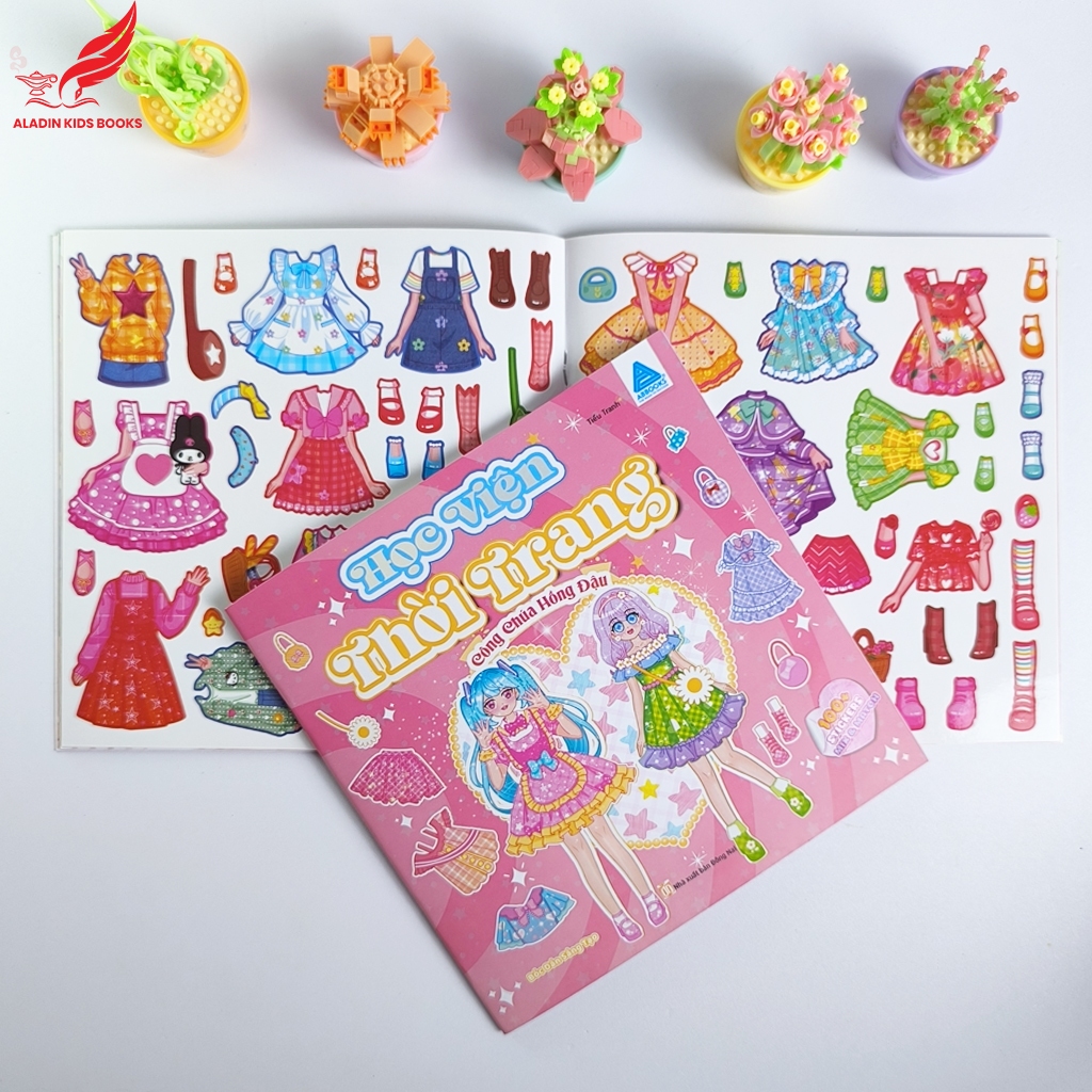 Sách- Sticker Bóc Dán Học Viện Thời Trang – Chủ Đề Công Chúa | Sách Dán Sticker Cho Bé