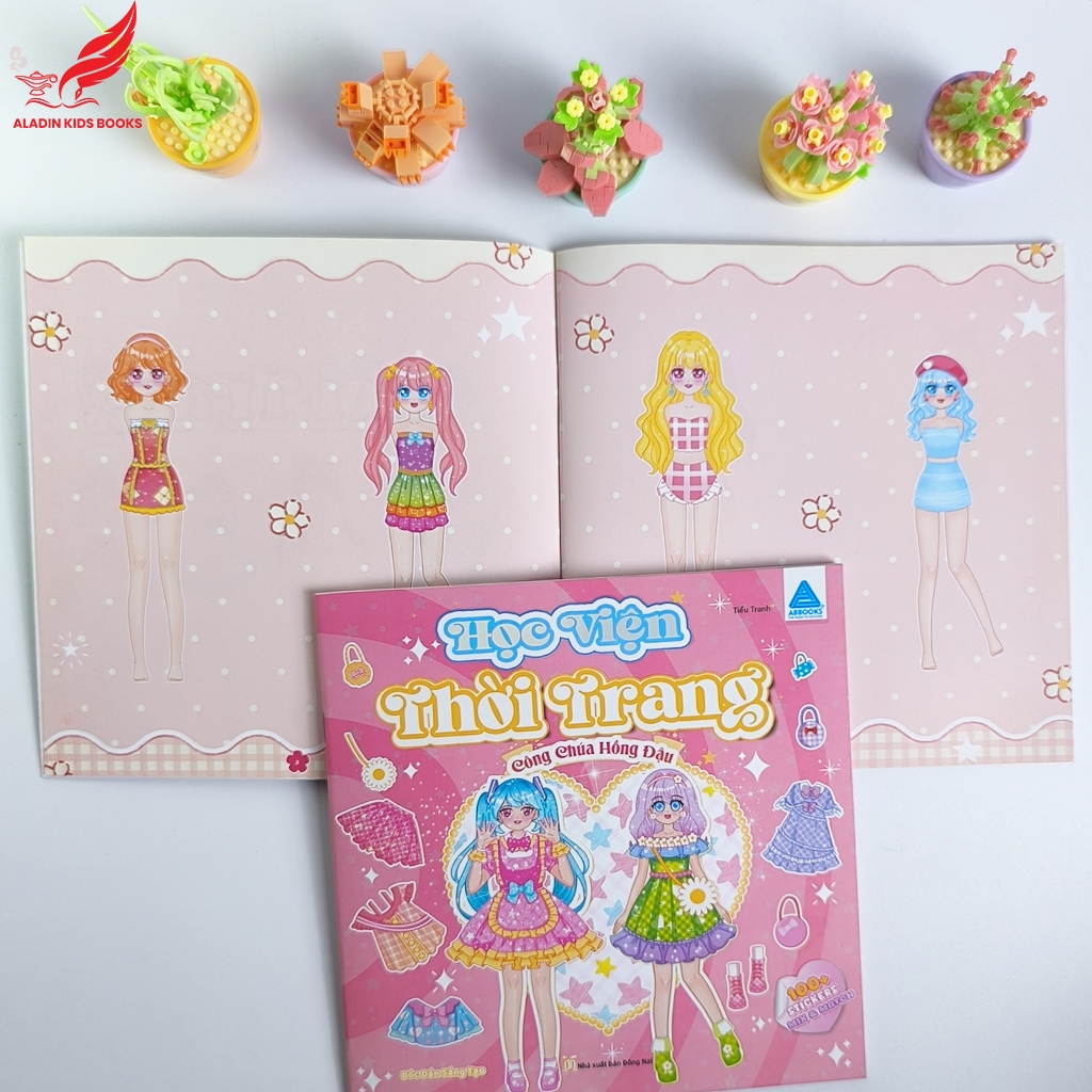 Sách- Sticker Bóc Dán Học Viện Thời Trang – Chủ Đề Công Chúa | Sách Dán Sticker Cho Bé