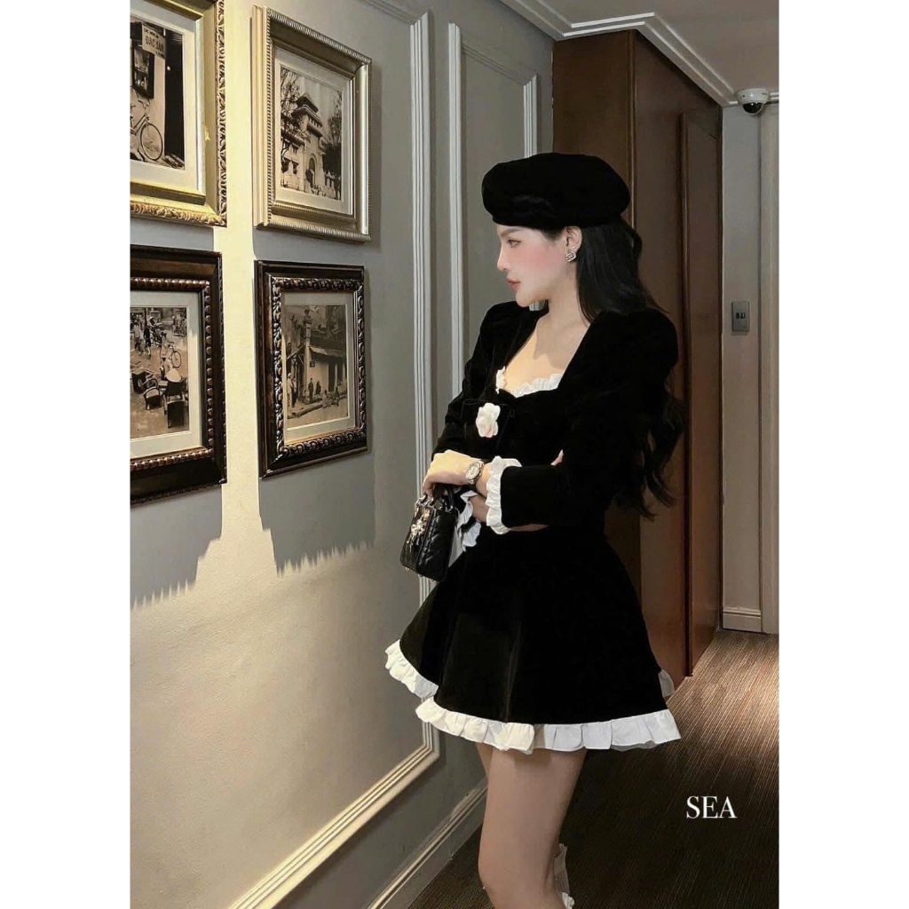 Váy nữ, đầm nữ DONNA HCOM3528 cổ vuông đính hoa trà tay dài dáng xoè viền bèo trắng tiểu thư sang chảnh