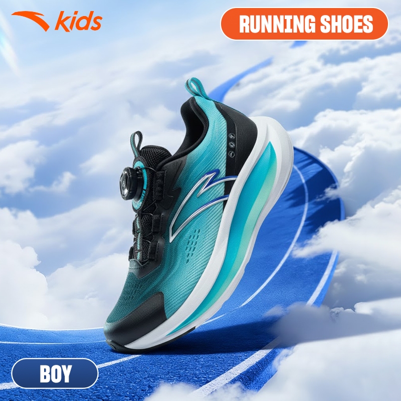ANTA Kids Giày Chạy Thể Thao Bé Trai Êm Nhẹ Chân, Đế Giày Giảm Chấn, Khóa Xoay Tiện Lợi A126A5503