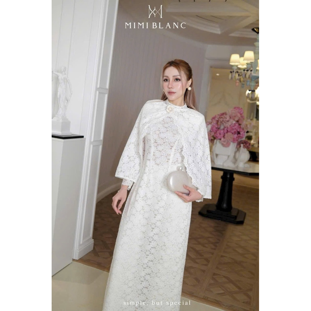 Áo dài ren kèm choàng hoa trà Mimi Blanc