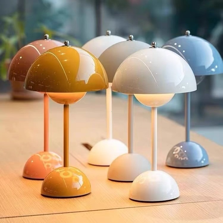 Hoa bàn ánh sáng bầu không khí đám cưới ánh sáng ban đêm nhỏ cảm ứng không dây sạc bàn nấm ánh sáng