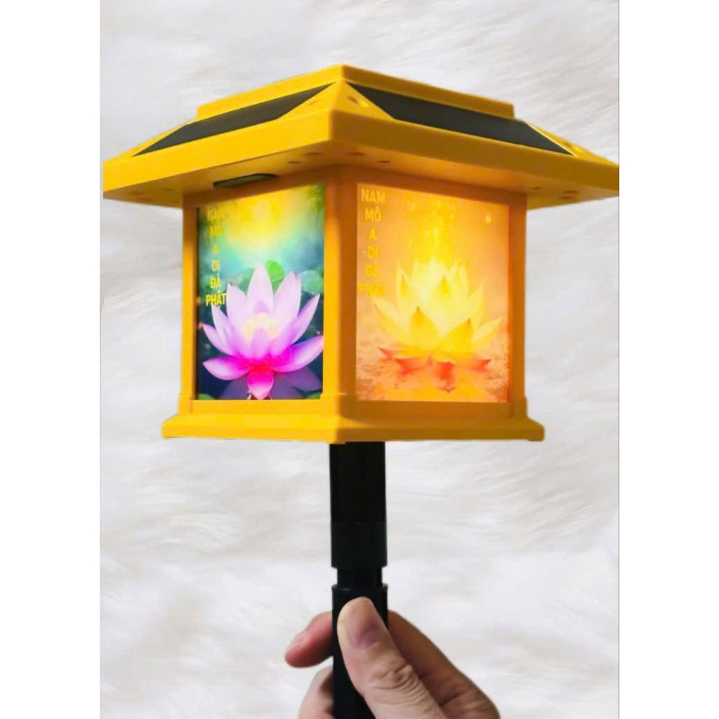 Máy niệm Phật tụng kinh Địa Tạng hình ngôi nhà sử dụng năng lượng mặt trời hỗ trợ khe cắm thẻ nhớ phát sáng khi trời tối