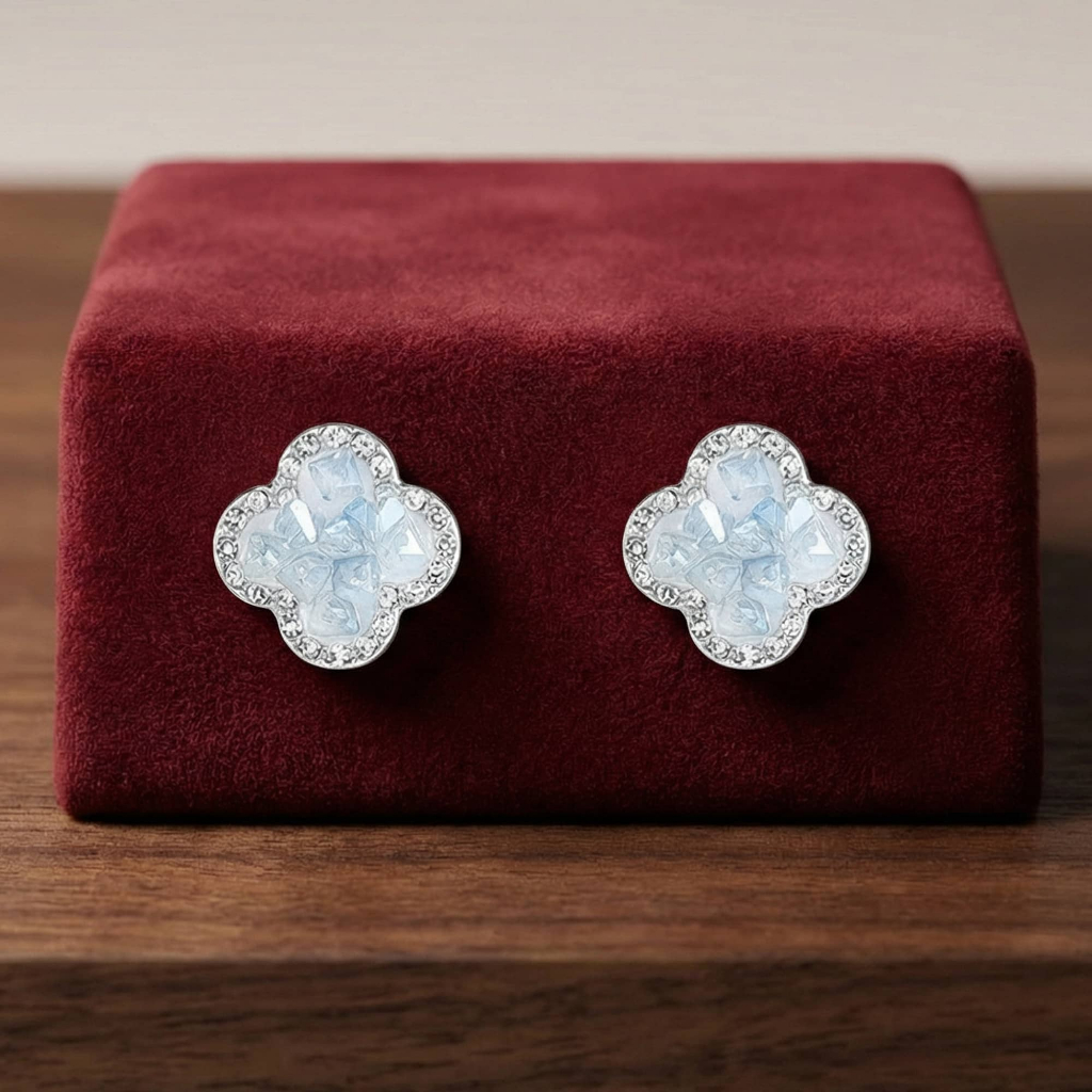 Bông tai nữ bạc cỏ bốn lá đính đá sang trọng Hoa tai đính pha lê Zirconia cao cấp sang trọng thương hiệu ChicEar Jewelry