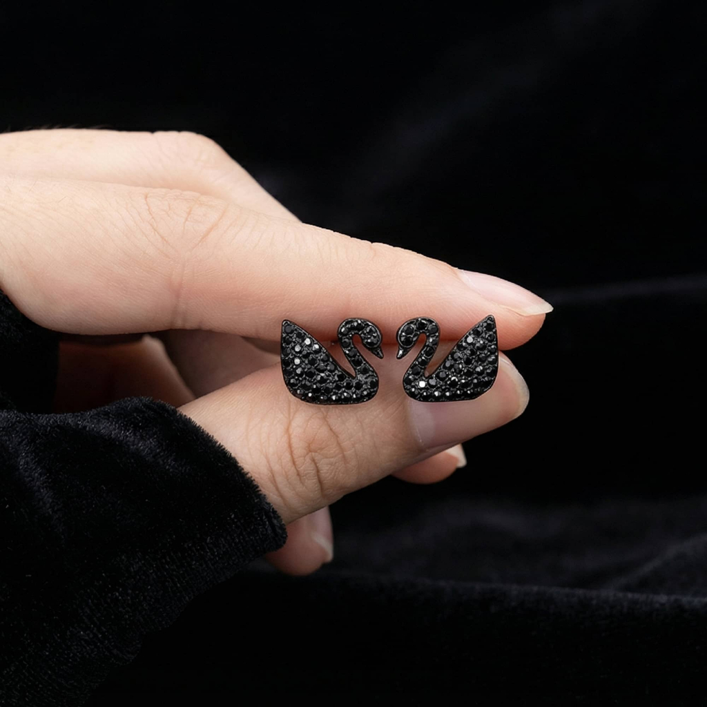 Bông tai bạc nữ thiên nga đen đính đá pha lê cao cấp thiết kế sang trọng. 1 cặp bông tai thiên nga đen ChicEar Jewelry