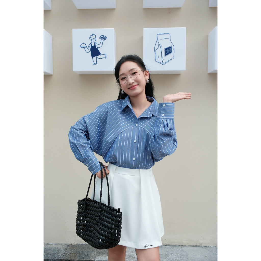 Áo sơ mi nữ oversize Gmorning - GUMAC tay cánh dơi phối sọc xéo lai bầu  YAG01022