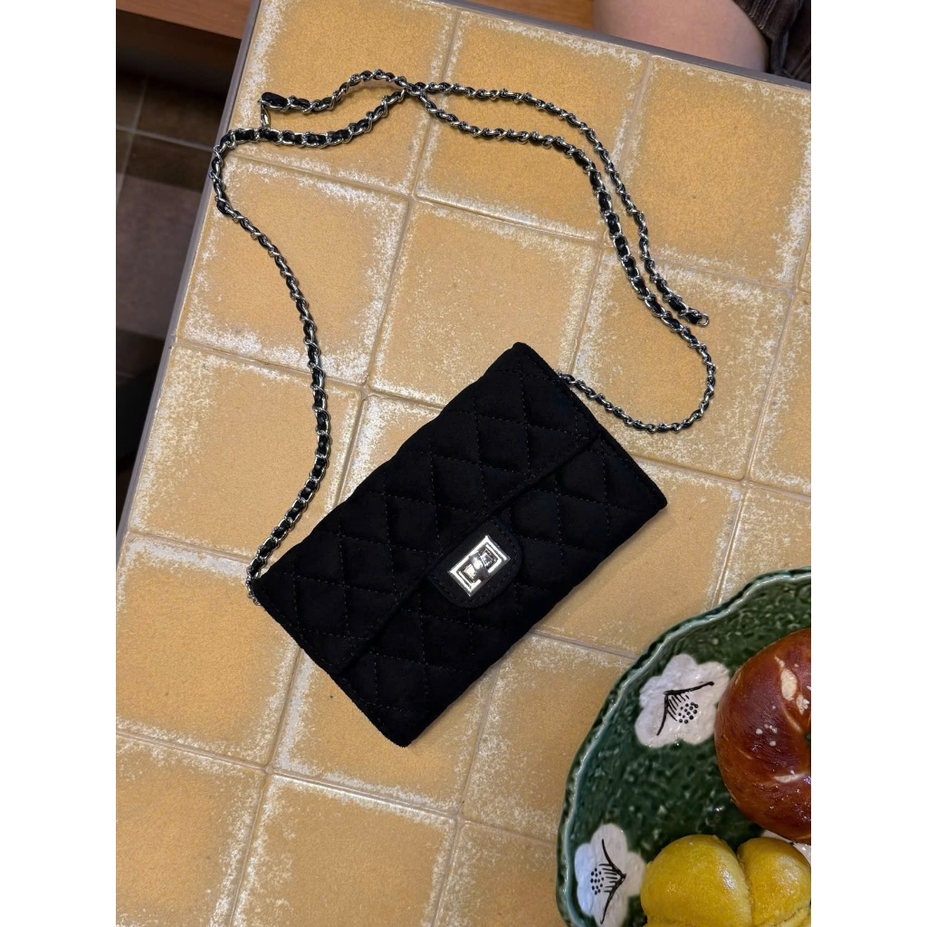 Túi ví da lộn khóa xoay trần trám size 20cm chuẩn hàng l1 đeo vai đeo chéo sang chảnh