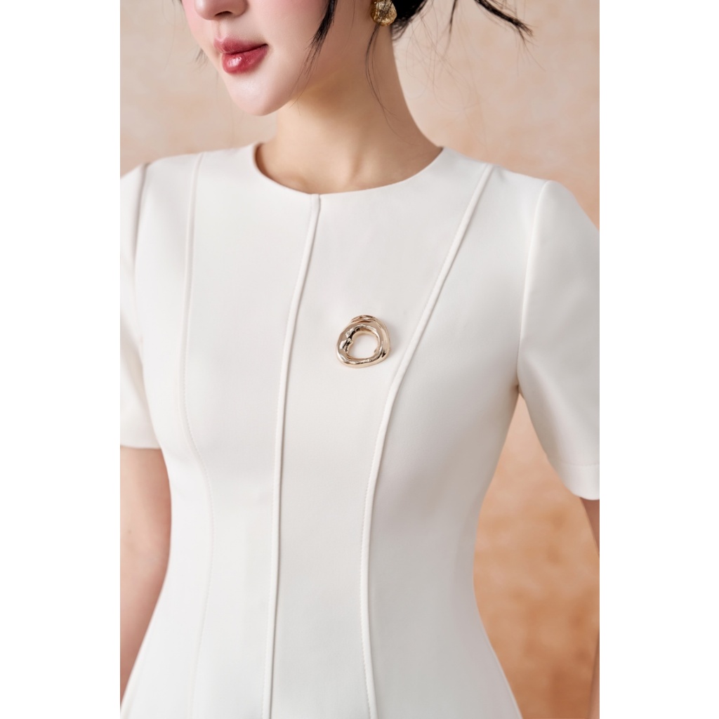 Đầm cổ tròn ELLA DORA form ôm bổ mảnh dáng midi dễ mặc thanh lịch 3 màu ĐỎ/BE/ĐEN  [D250]