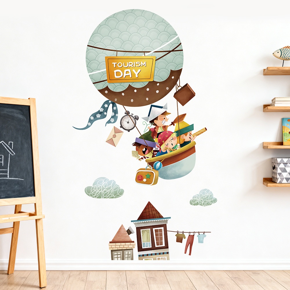Decal Dán Tường Trẻ Em Khám Phá Trên Khinh Khí Cầu Có Keo Sẵn 60x104cm - Trang Trí Phòng Cho Bé