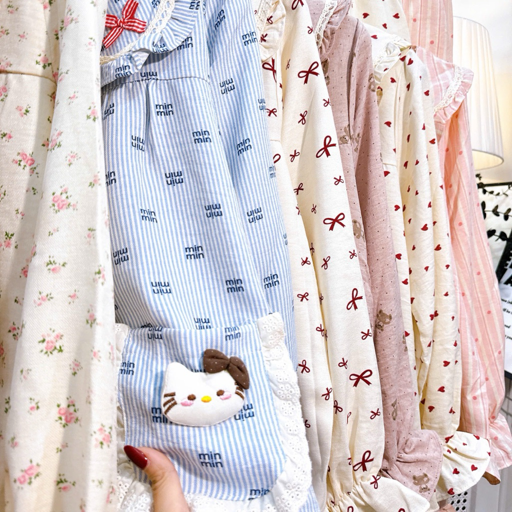 Bộ TD Vân Mây Cổ Nơ + Túi Kitty Hoạ Tiết Xinh ( 40-62kg )