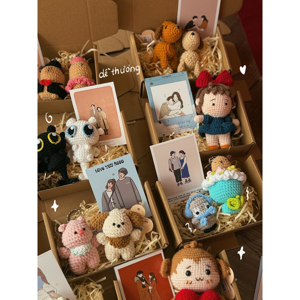 [COUPLE SET] Set Quà Box Giftset Postcard Cặp Đôi Mix Móc Khoá Handmade Tổng Hợp Đáng Yêu Cho Crush Love Valentines