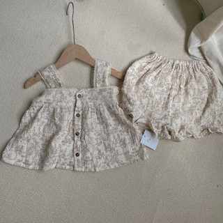 Bộ đồ bé gái xinh phong cách vintage
