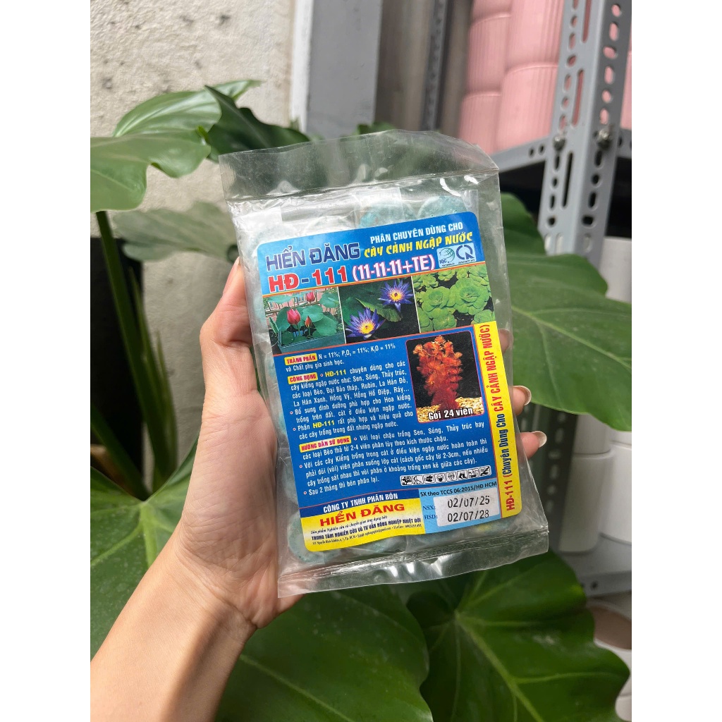 Phân bón chuyên dùng cho hoa sen, s.úng, cây cảnh ngập nước, giúp cung cấp dưỡng chất cho cây xanh tốt, nhiều hoa