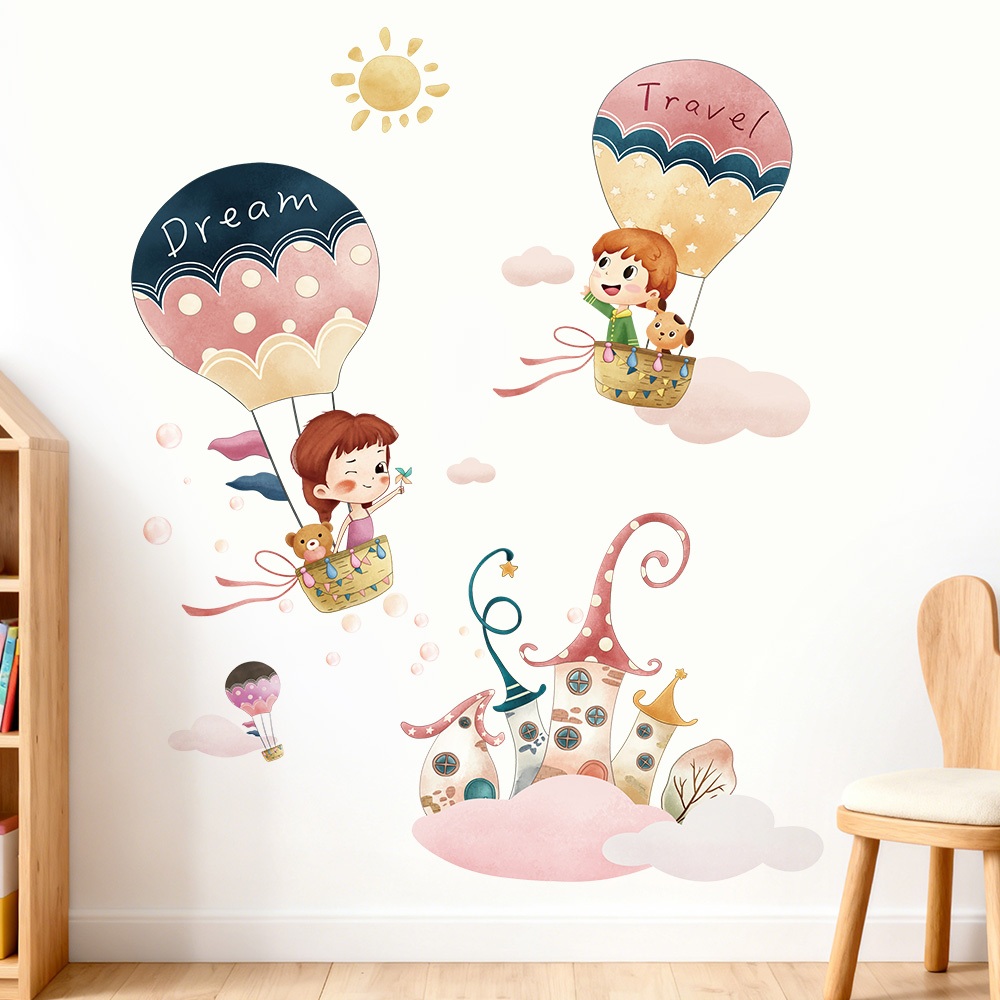 Decal Dán Tường Bé Gái Bay Khinh Khí Cầu Lâu Đài Cổ Tích Có Keo Sẵn 81x100cm - Trang Trí Phòng Bé