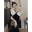 Đầm nữ đen cổ sen trắng thanh lịch xinh Váy suông dáng dài form rộng cổ Peter Pan to phối bèo đính ngọc cộc tay T1280G