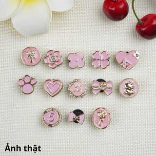 Sticker, Charm 3D chủ đề Pinky 25 bán lẻ DIY nhựa cứng gắn Dép Sục, Cá Sấu JB-325 Mita