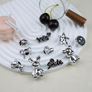 Bộ 10 Sticker, Charm 3D chủ đề Thỏ bạc smile nhựa cứng gắn Dép Sục, Cá Sấu JB-326 Mita