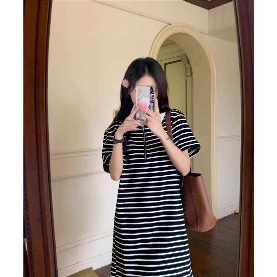 Đầm nữ suông bigsize bầu mặc được đơn giản basic Váy polo cộc tay kẻ ngang đen trắng cổ khóa dáng dài form rộng T1211G
