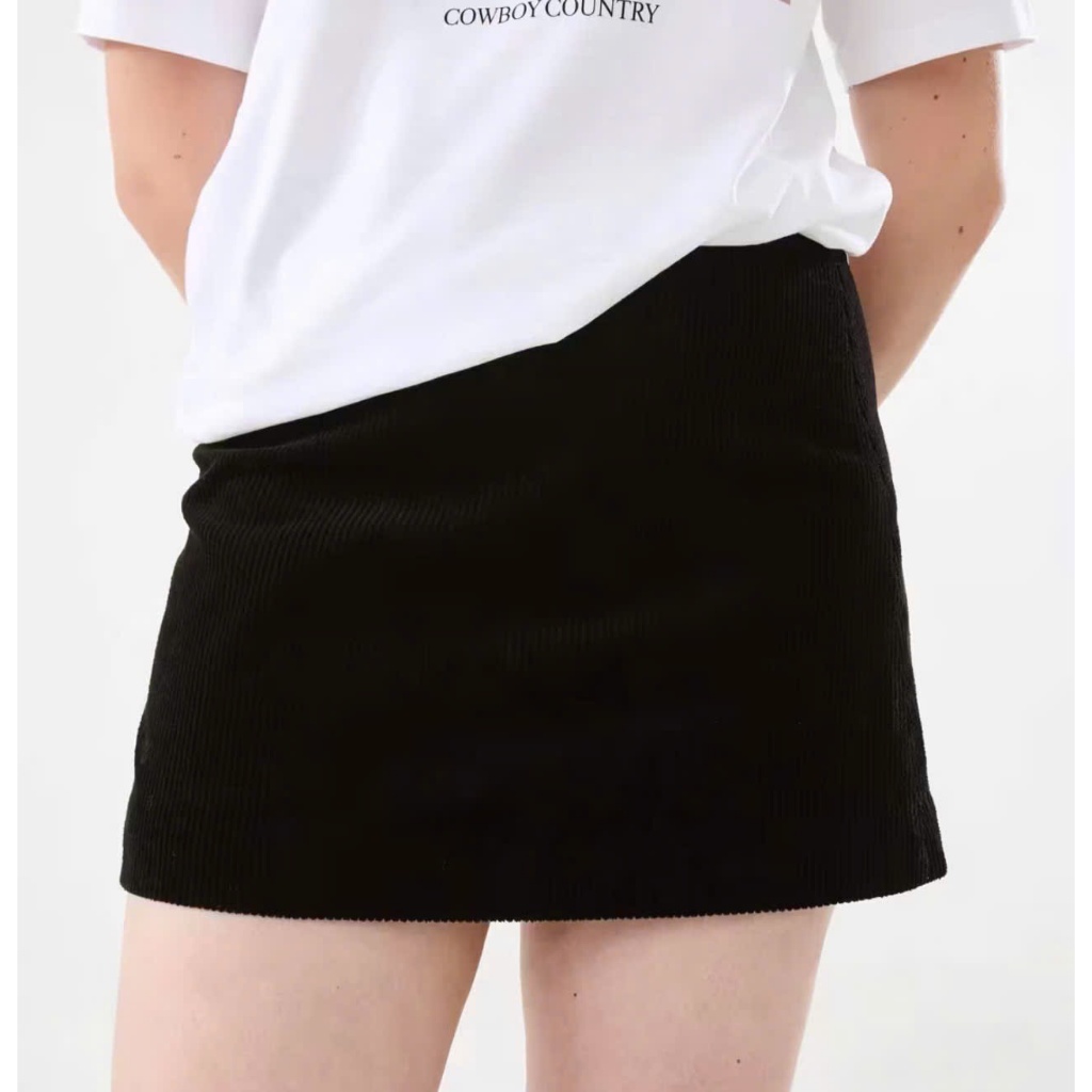 Chân váy nhung đen ngắn của Mỹ - Hàng mới nguyên tag thanh lý (Size 14)