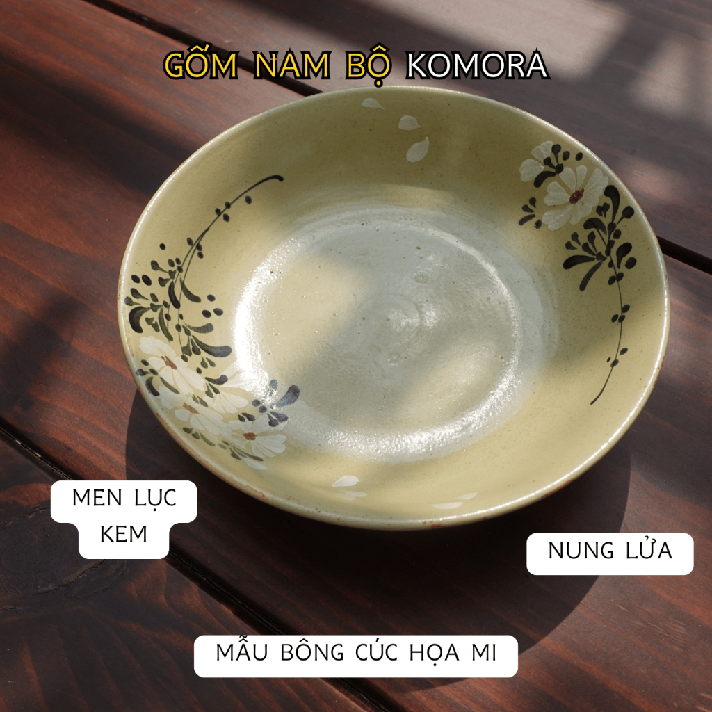 [Dĩa] Mẫu Cúc Họa Mi Men Lục Kem, Gốm Nam Bộ KOMORA, Nung Lửa Truyền Thống, Đậm Chất Nam Bộ, Họa Tiết Mộc Mạc