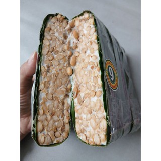 TEMPEH ĐẬU NÀNH 100% (SỐ 9) – GÓI LÁ CHUỐI – NON-GMO – ĐẠM THAY THỊT, ĐẬU HŨ