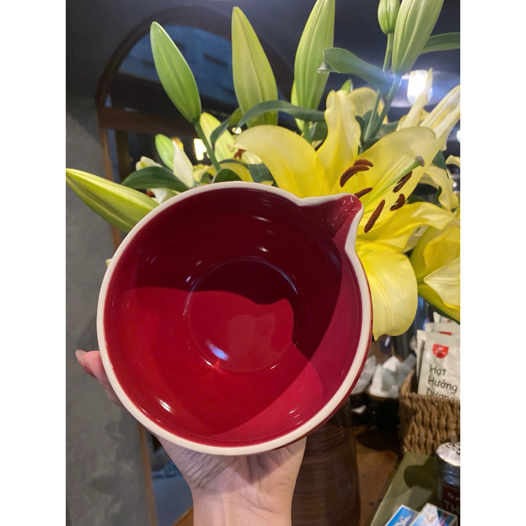 [HOẢ TỐC] Bát Chawan thủ công có miệng rót, đế cắm chổi Chasen ( Gốm sứ cao cấp )_ Màu đỏ đậm